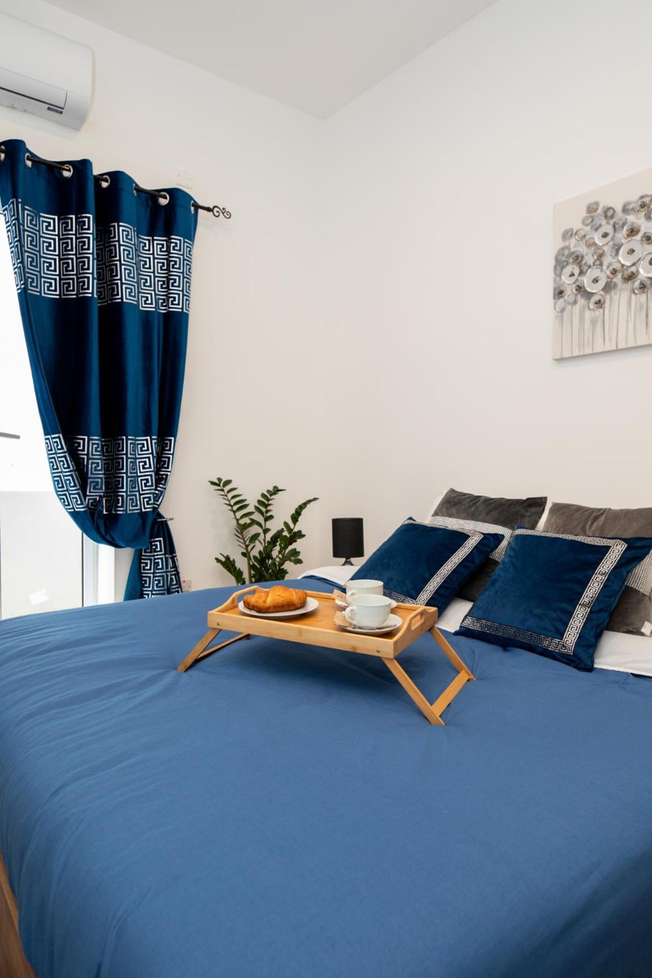 Chic 1br Retreat In St Julian's By Holi Apartment *